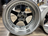SSR SP4  18x9.0 ET-7 (HP)79 18x11.5 ET-52 (HP)156  5x130 Titan Silver